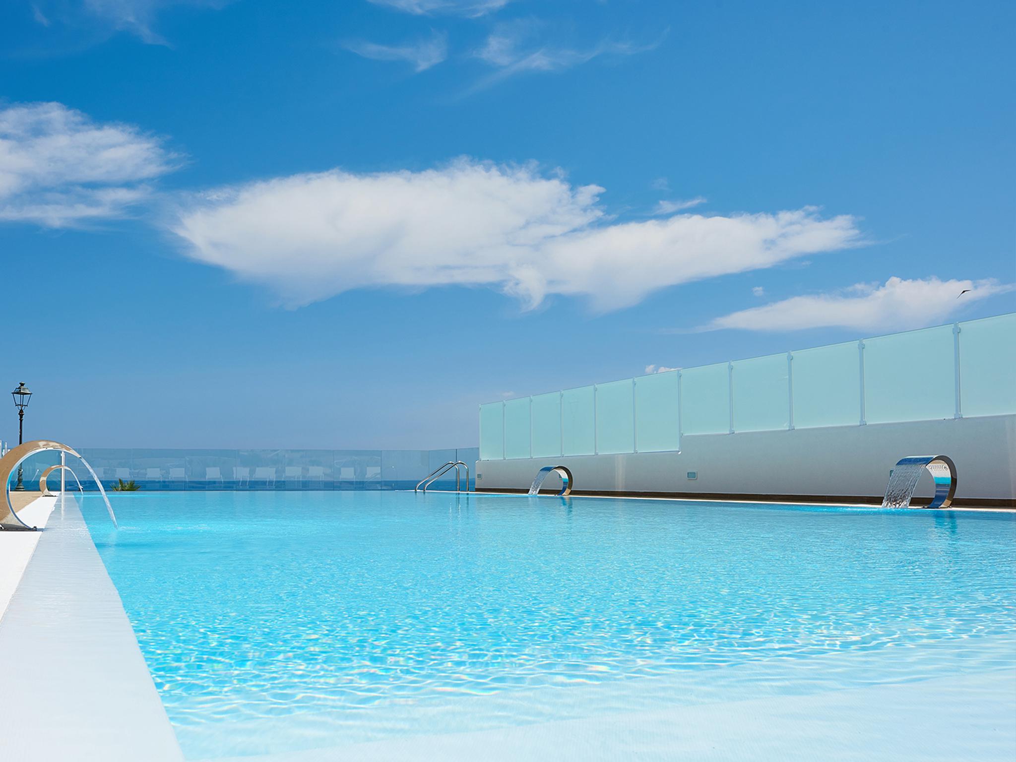 Marina Di Petrolo Hotel & Spa 카스텔라마레델골포 외부 사진