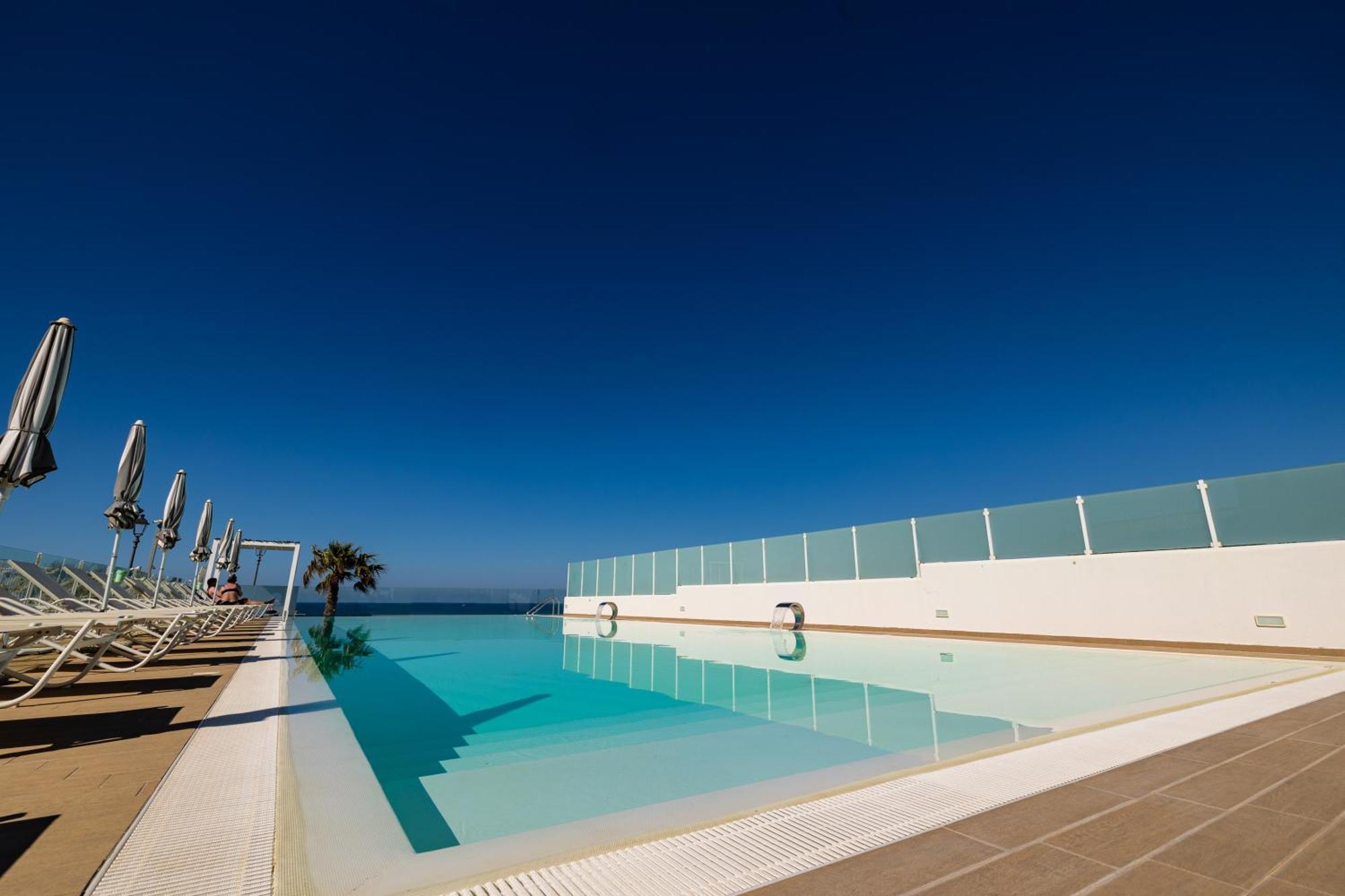 Marina Di Petrolo Hotel & Spa 카스텔라마레델골포 외부 사진